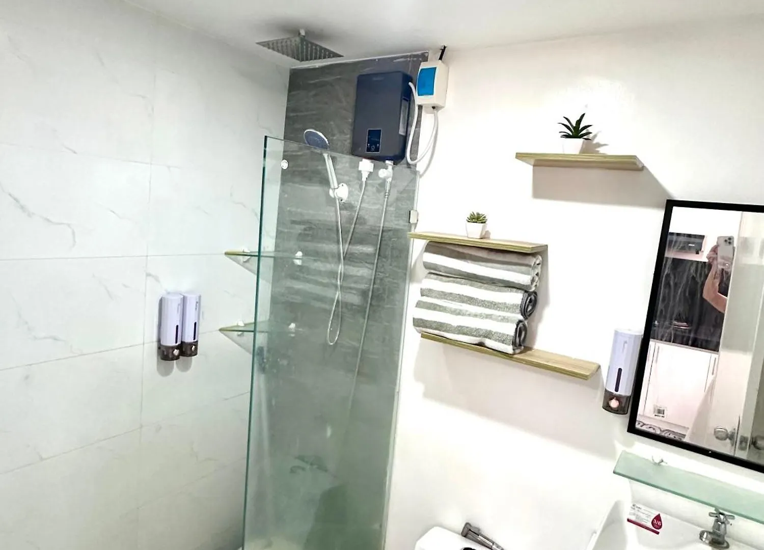 Apartamento Ys Staycation Ángeles Filipinas